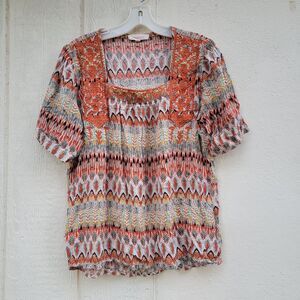 Solitaire embroidered feather print top sz med  boho